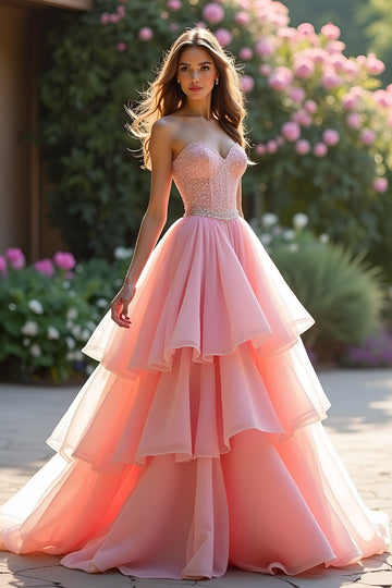 Robe de bal à volants rose